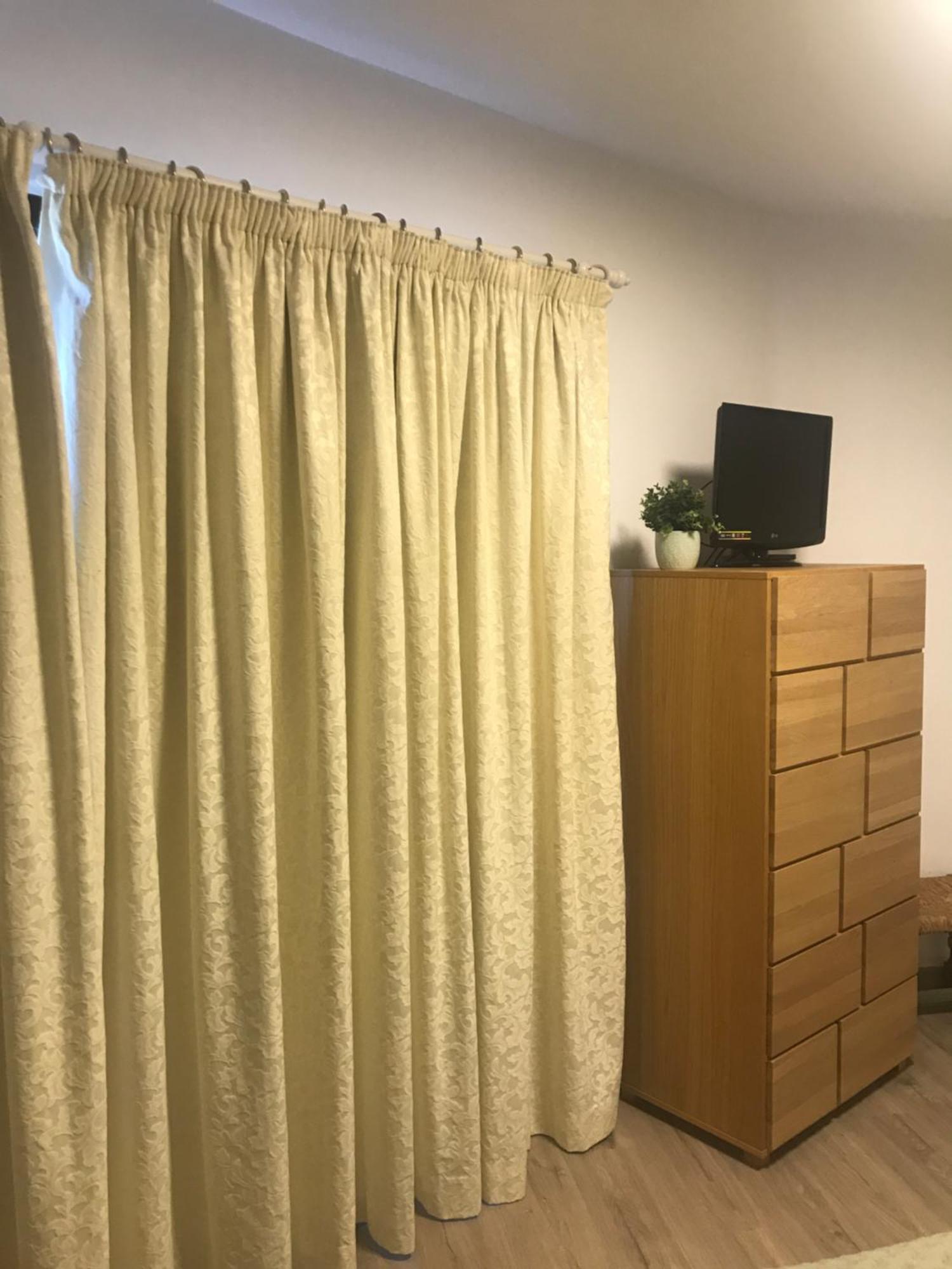 Habitacion Deluxe Con Bano Privado En Atalaya Apartagolf, Εστεπόνα Εξωτερικό φωτογραφία