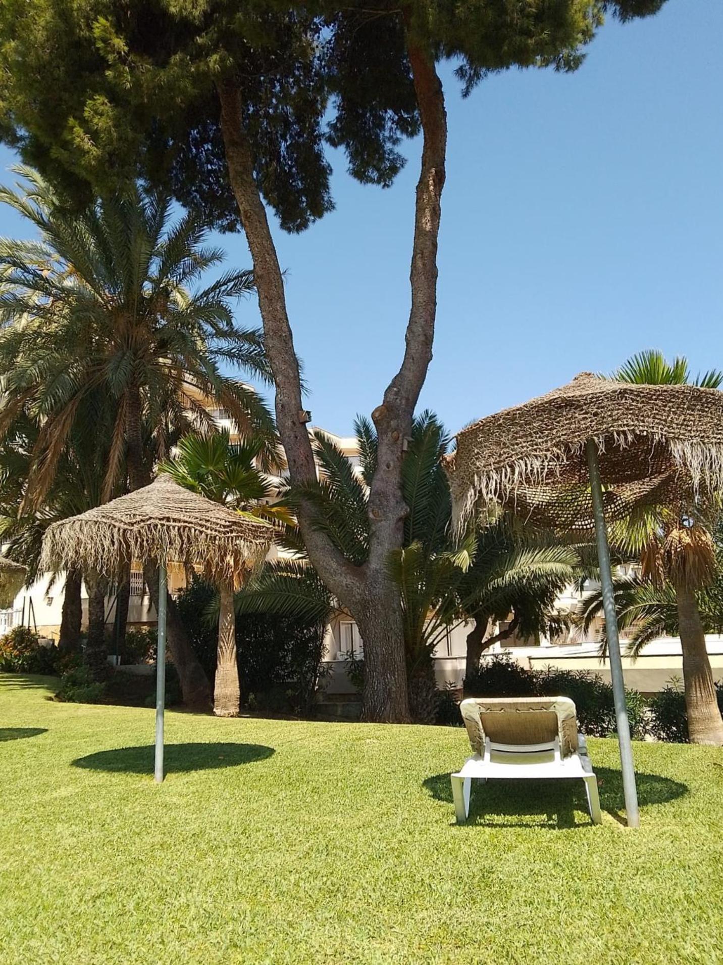 Habitacion Deluxe Con Bano Privado En Atalaya Apartagolf, Εστεπόνα Εξωτερικό φωτογραφία