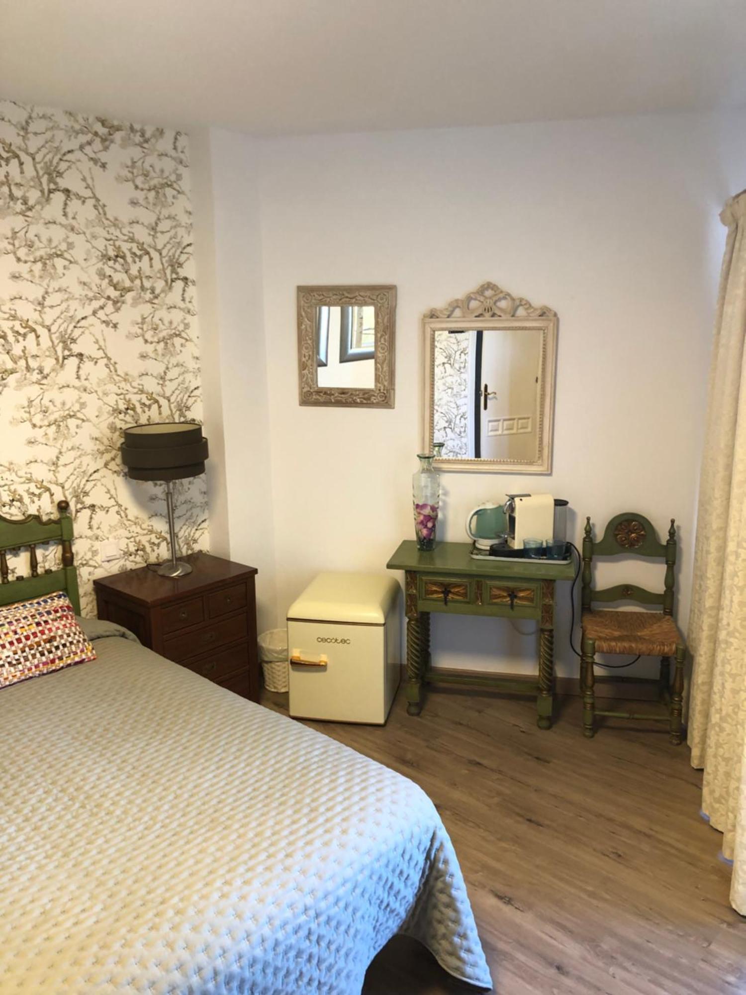 Habitacion Deluxe Con Bano Privado En Atalaya Apartagolf, Εστεπόνα Εξωτερικό φωτογραφία